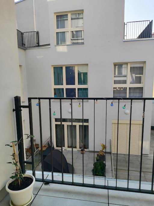 Lägenhet Studio With Balcony In Vinohrady