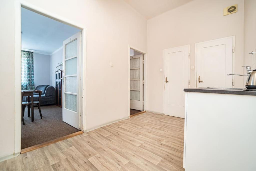 Flat In -503- Apartment Prag