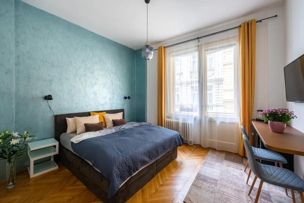 Apartment Cozy In The Centre W/balcony *