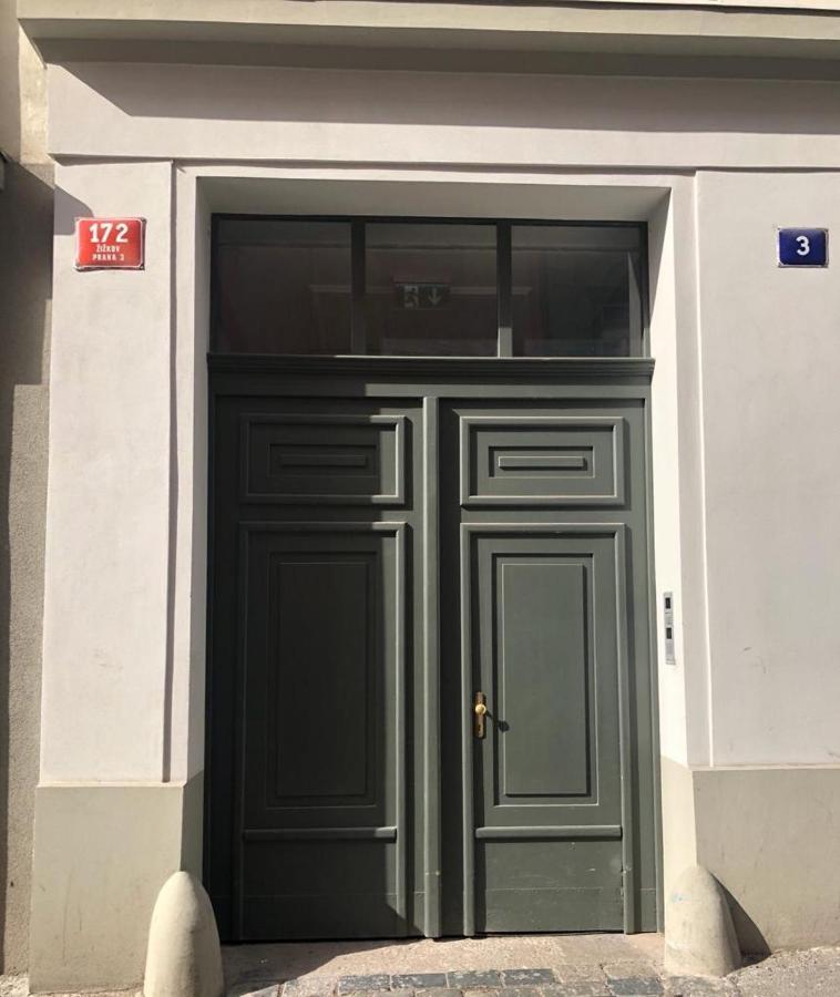 Apartment Comfortable Great Location Close To Center *