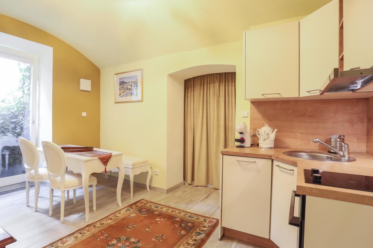 Bruno Apartment