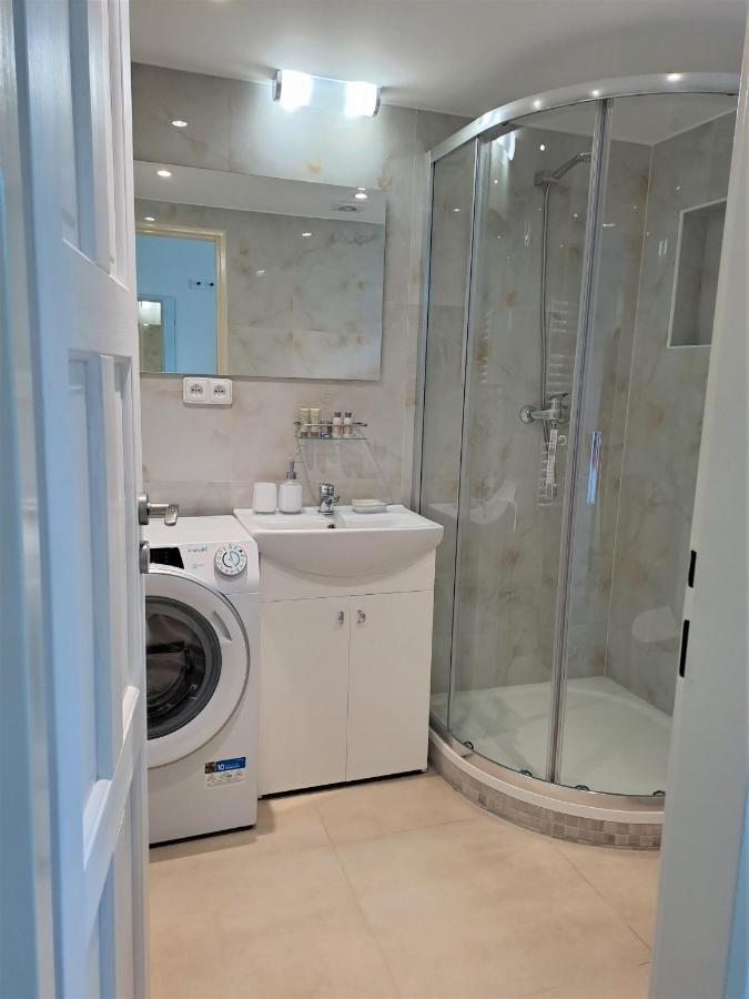Apartmanovy Dum Se Zahradou V Klidne Casti Prahy Lägenhet *