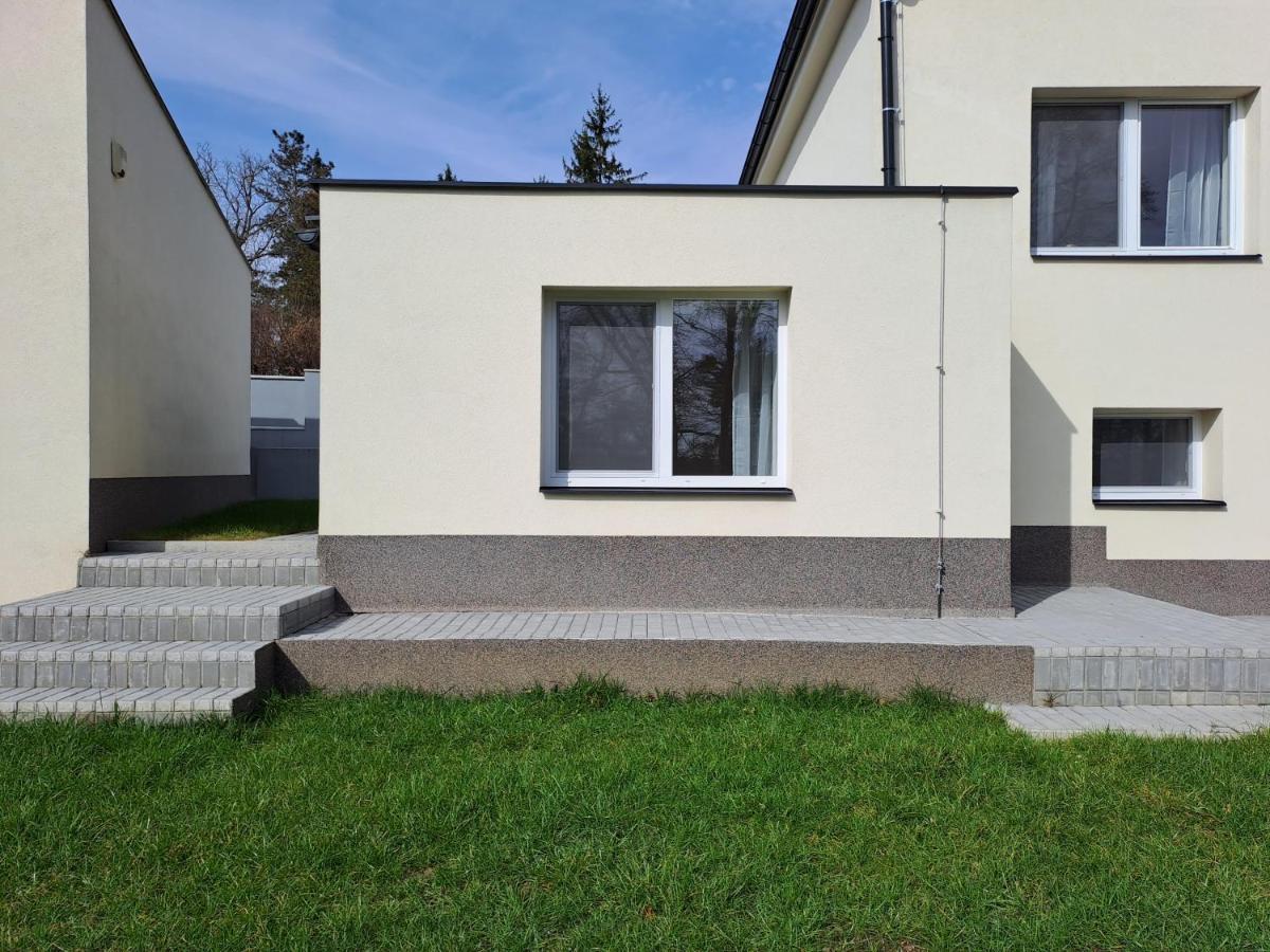 Apartmanovy Dum Se Zahradou V Klidne Casti Prahy *