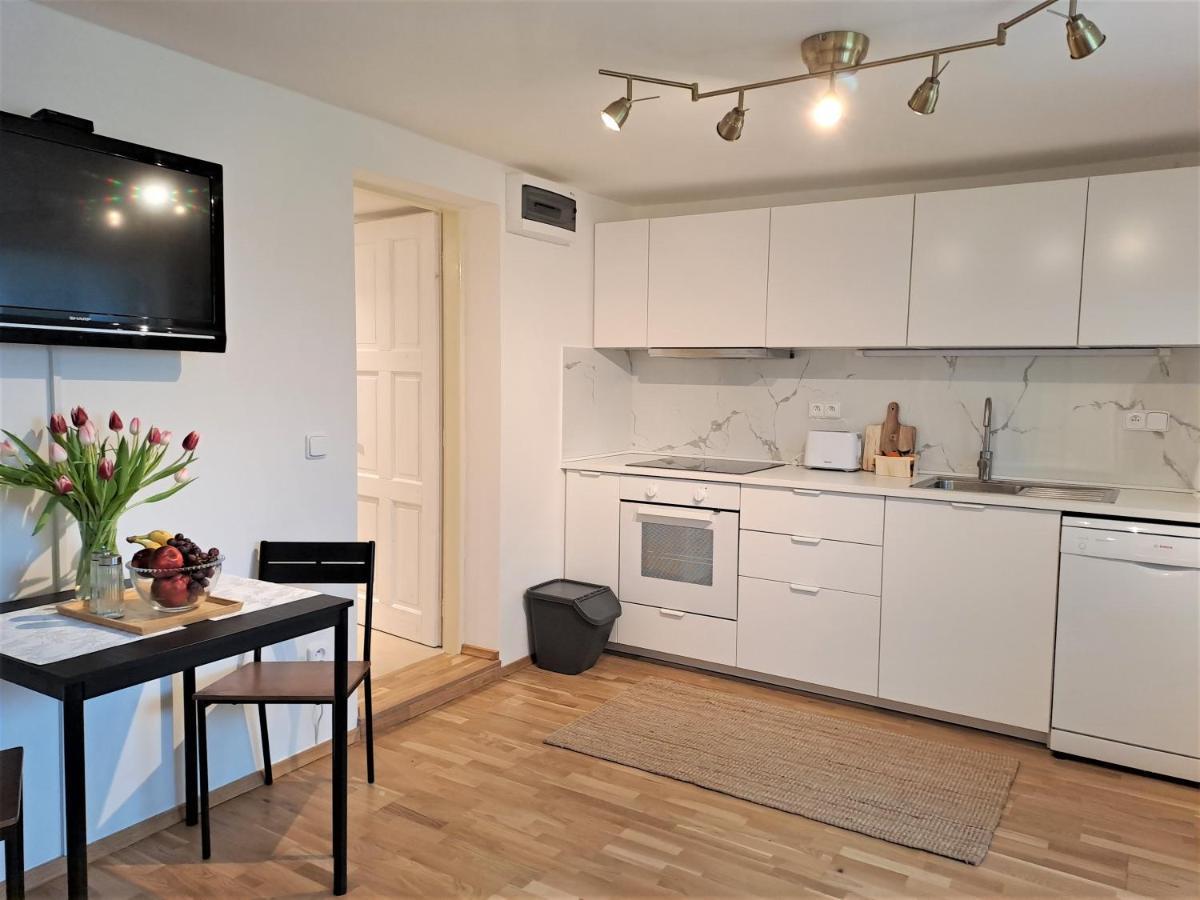 Lägenhet Apartmanovy Dum Se Zahradou V Klidne Casti Prahy *