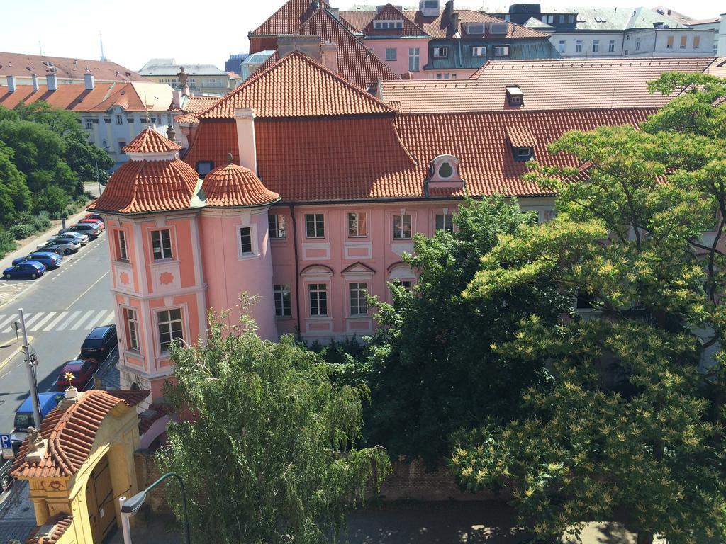 Charles Square 3* Prague