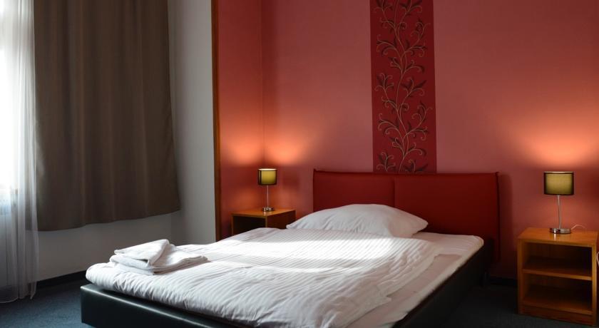 Hotell Esprit 3*