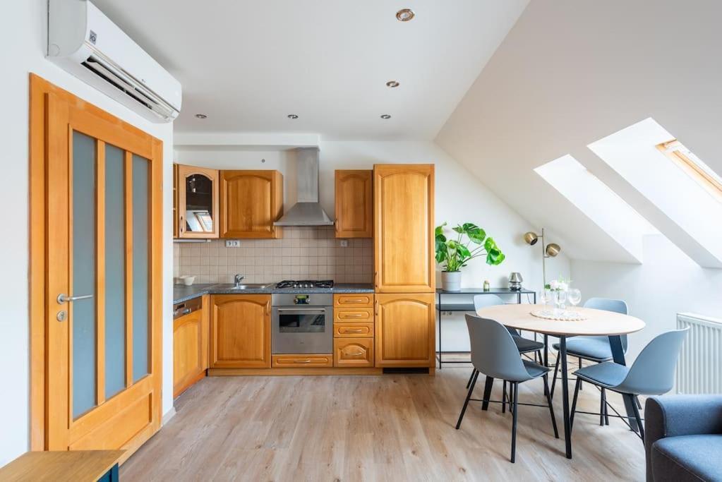 Apartment B.o.b. Klimentska Prague
