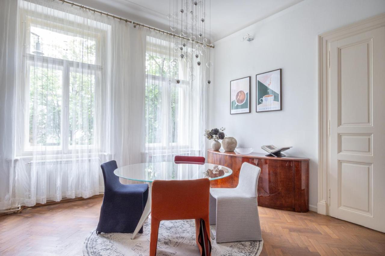 Elegant Paris Ave With A Terrace Lägenhet