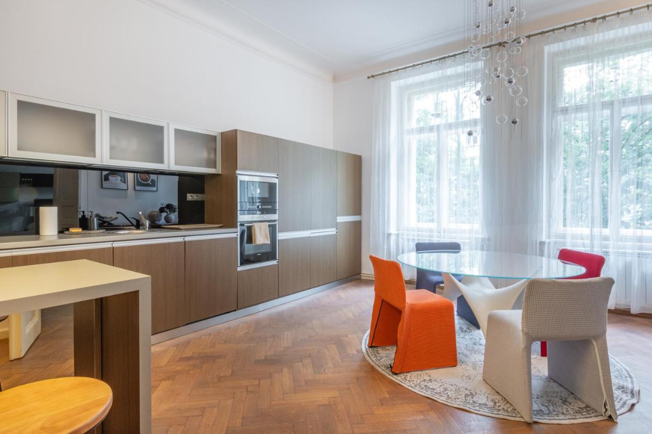 Elegant Paris Ave With A Terrace *