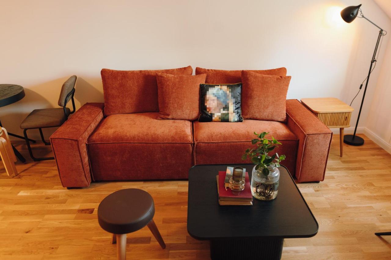 Modern Mezzanine At Jecna St Apartment Prague