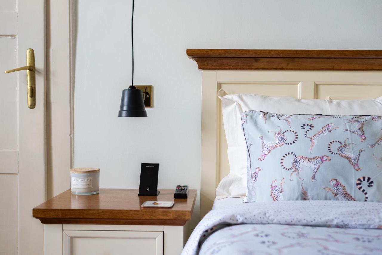 Victoria Design - Premium Ohrada Praha
