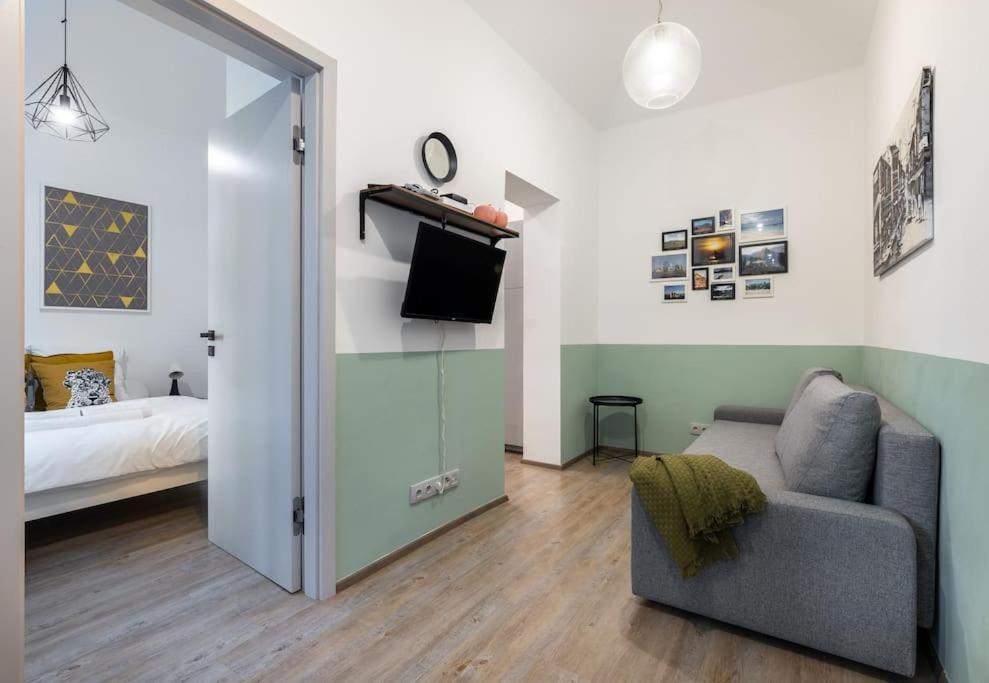 Lägenhet Cute 1bedroom Center *