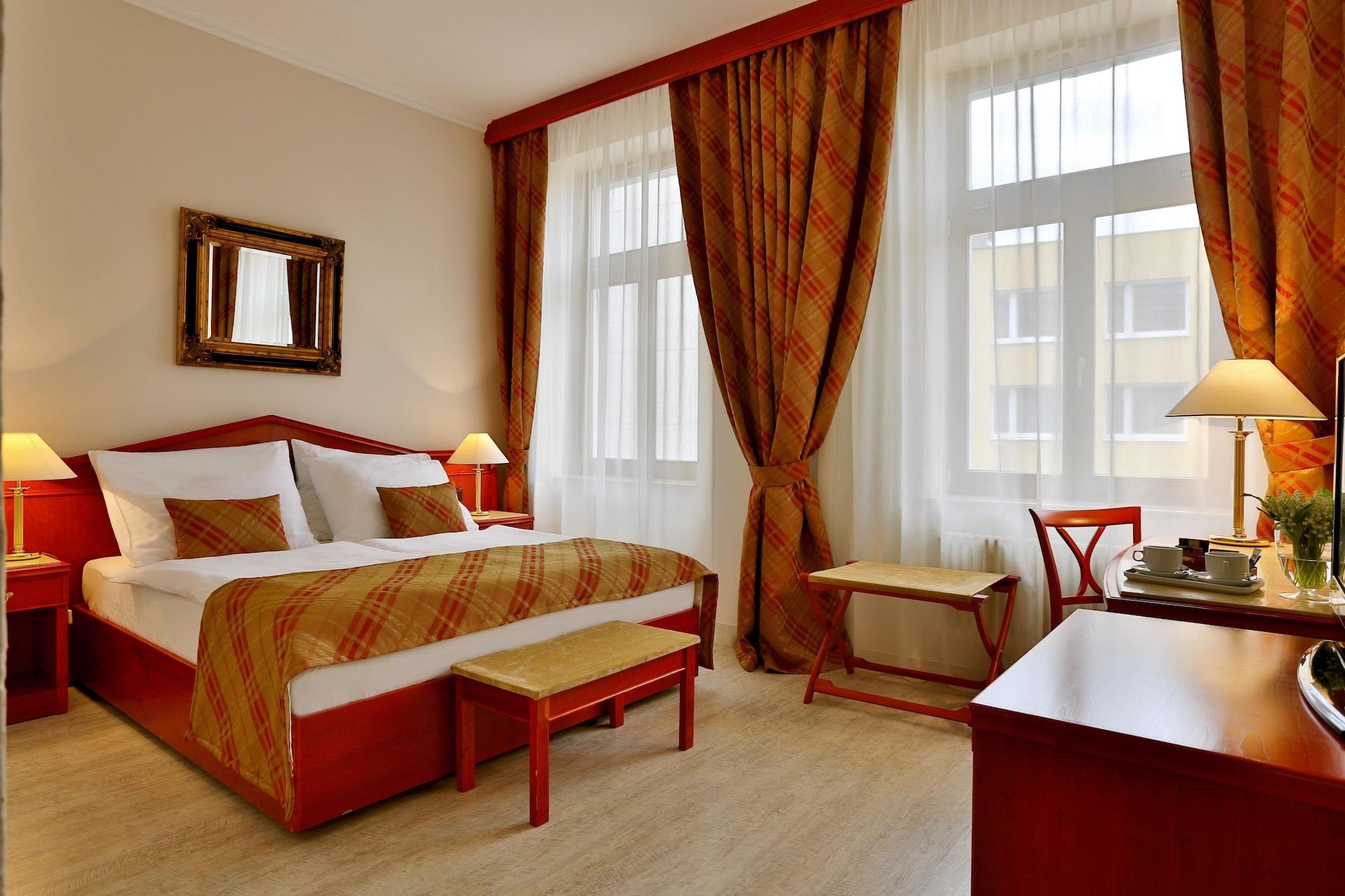 Hotel Carlton