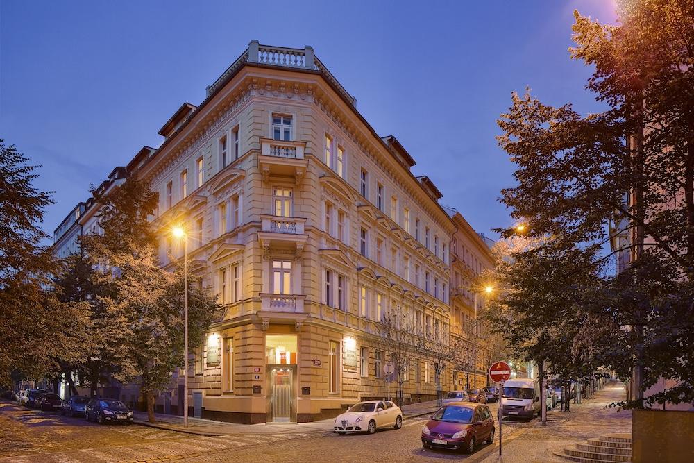 Mamaison Belgicka 4* Prag