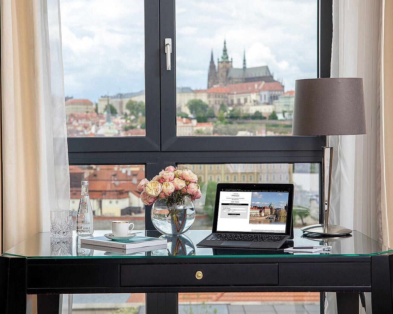 Four Seasons Prag