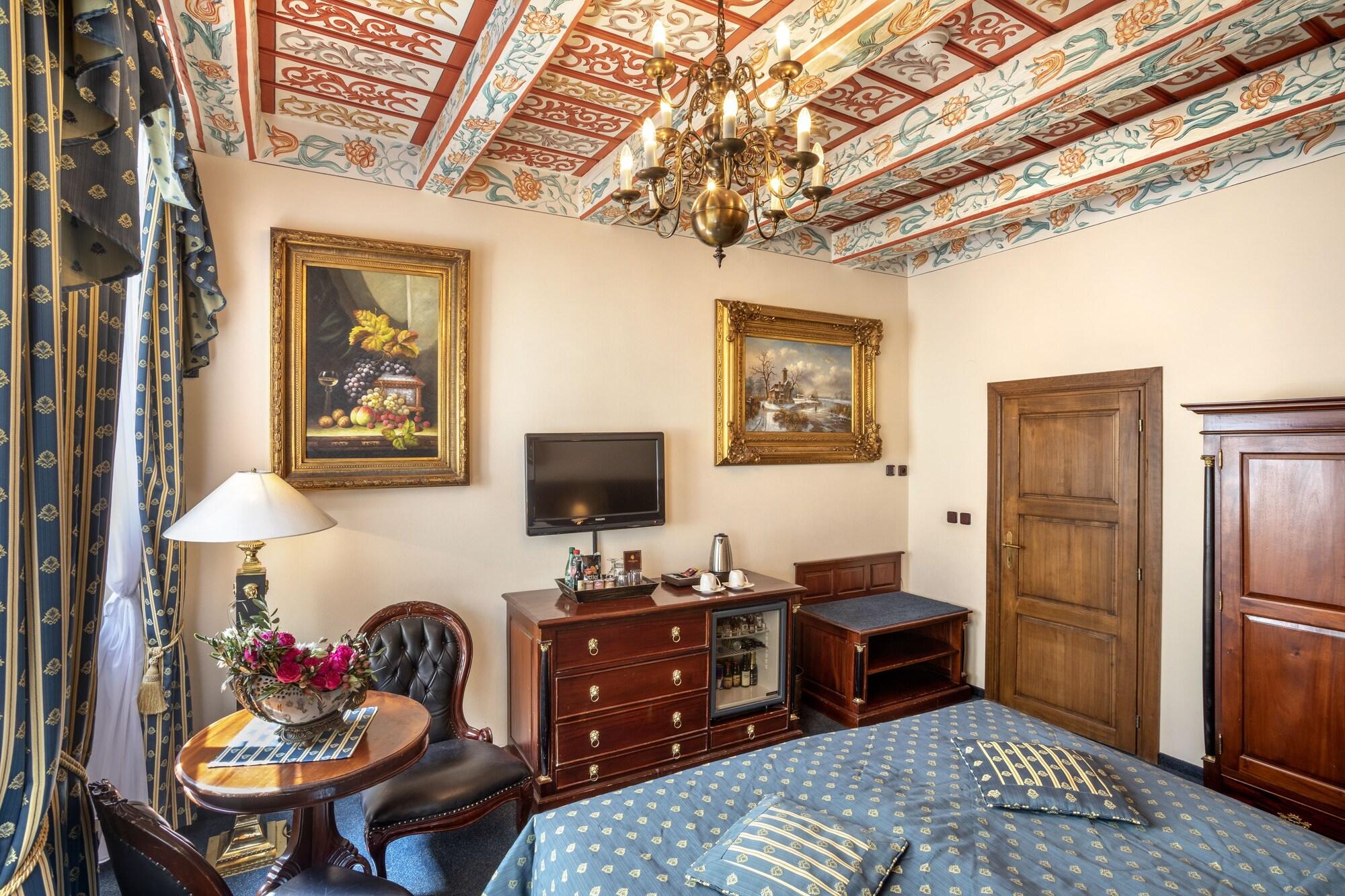 Hotel U Zlateho Stromu By Bhg Prague