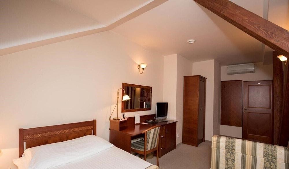 Hotel Amigo City Centre