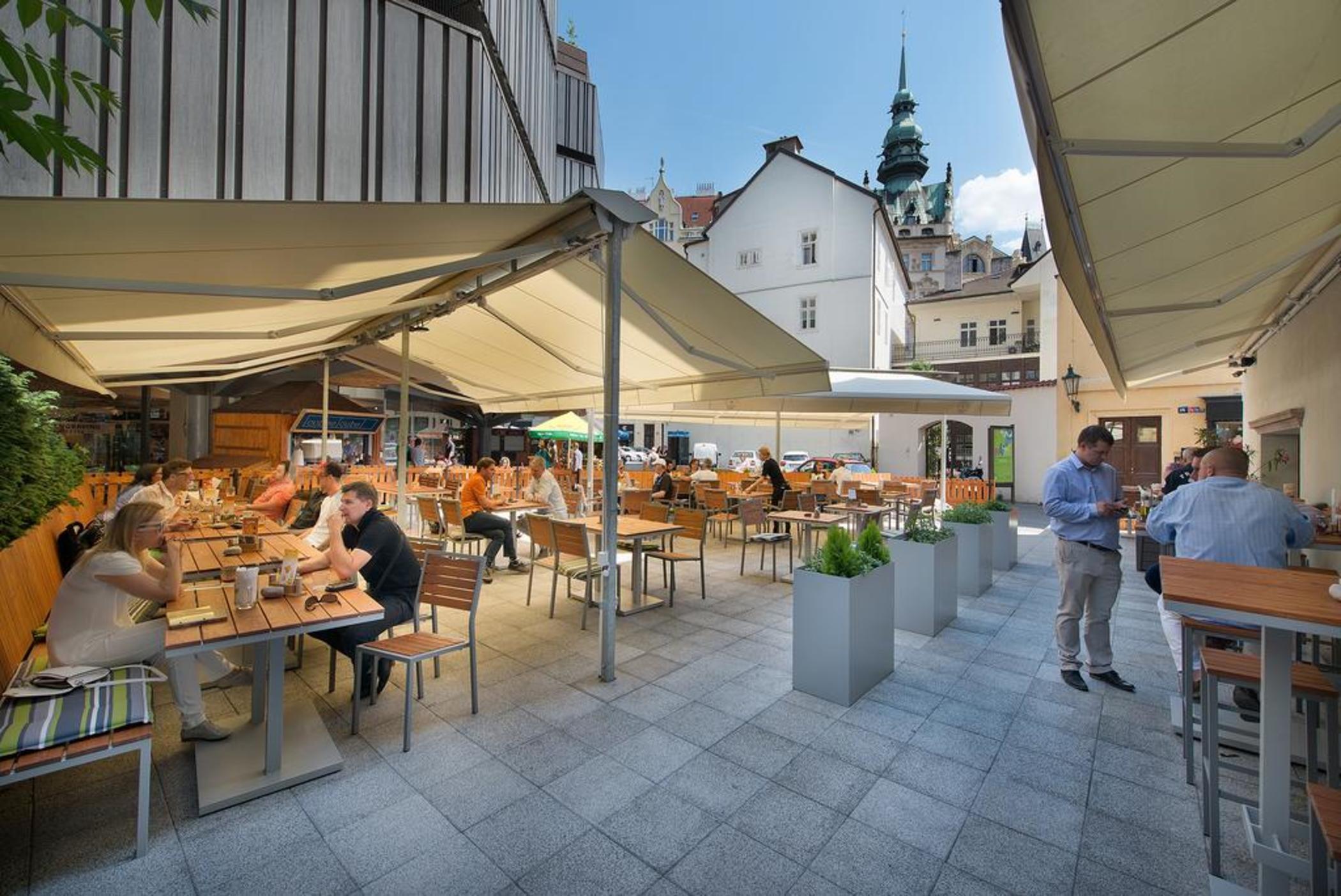 Ea Royal Esprit Prag