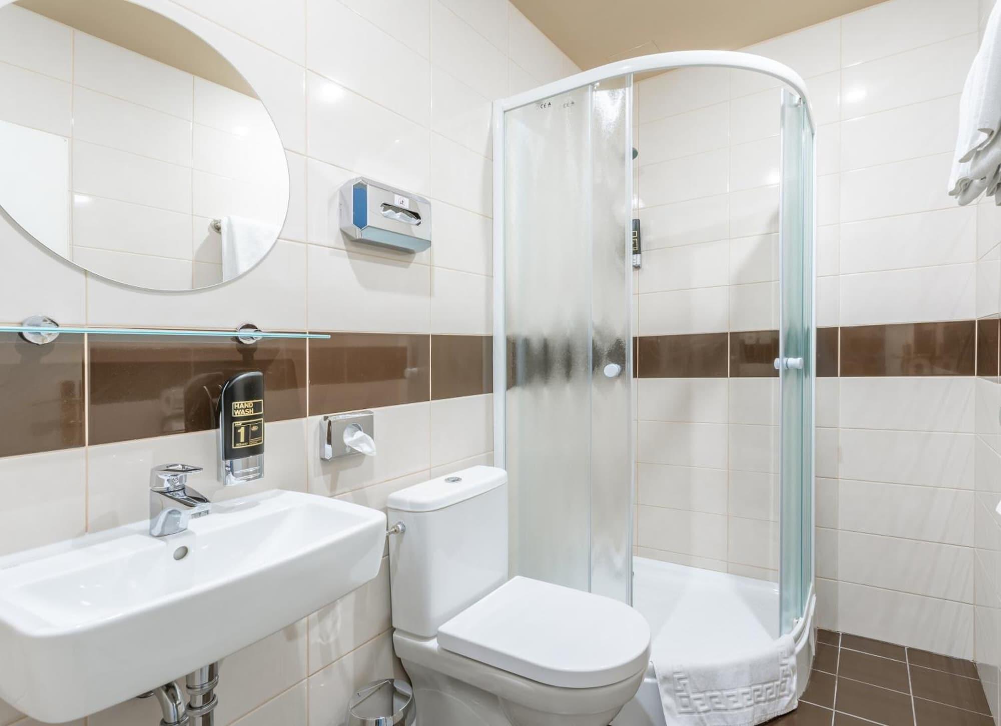 Superior Hotell 3*
