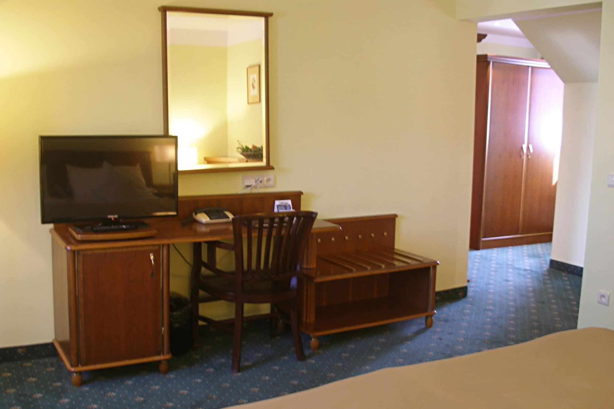 Selsky Dvur - Bohemian Village Courtyard 4*