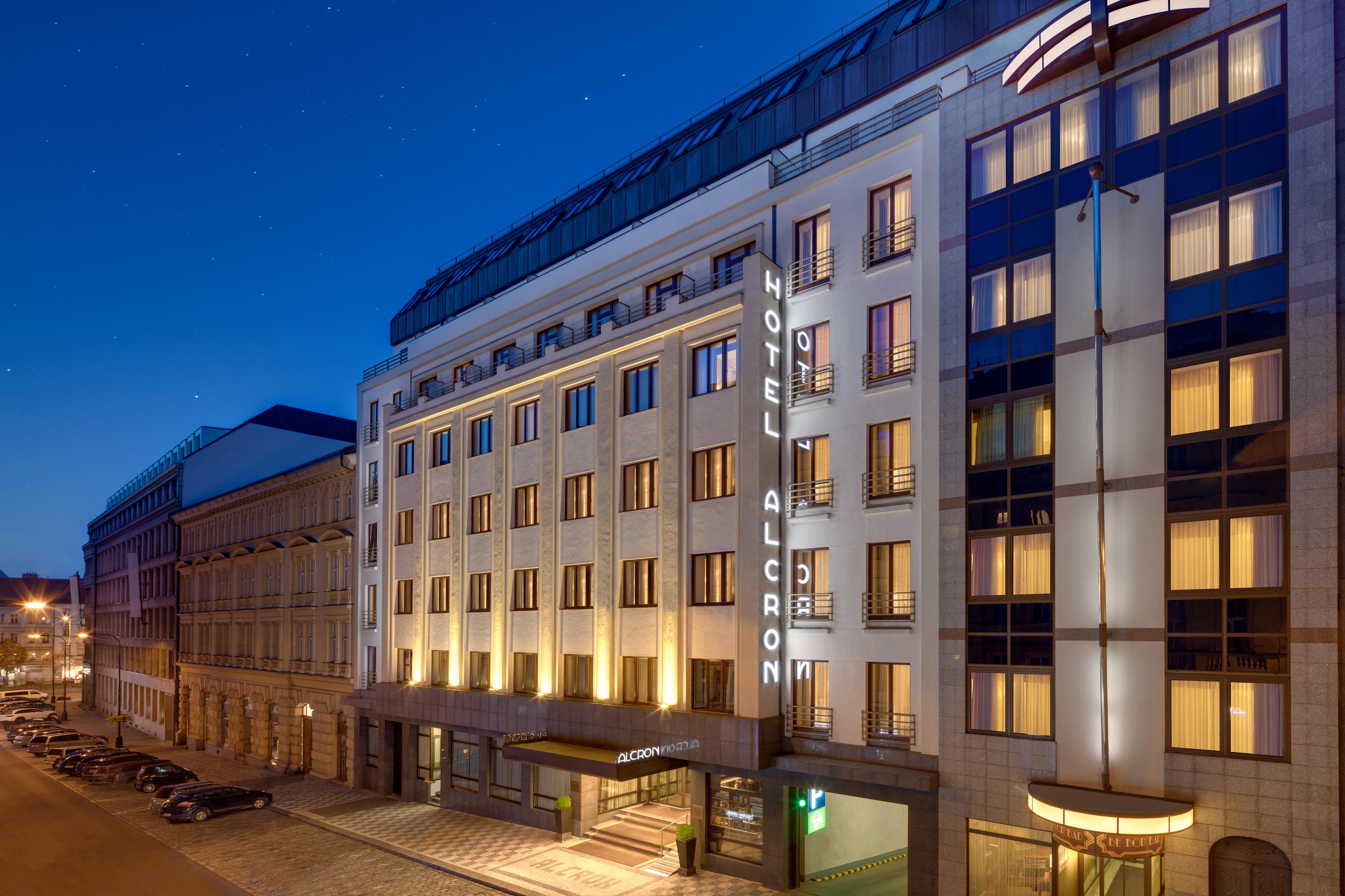 Almanac X Alcron Hotell