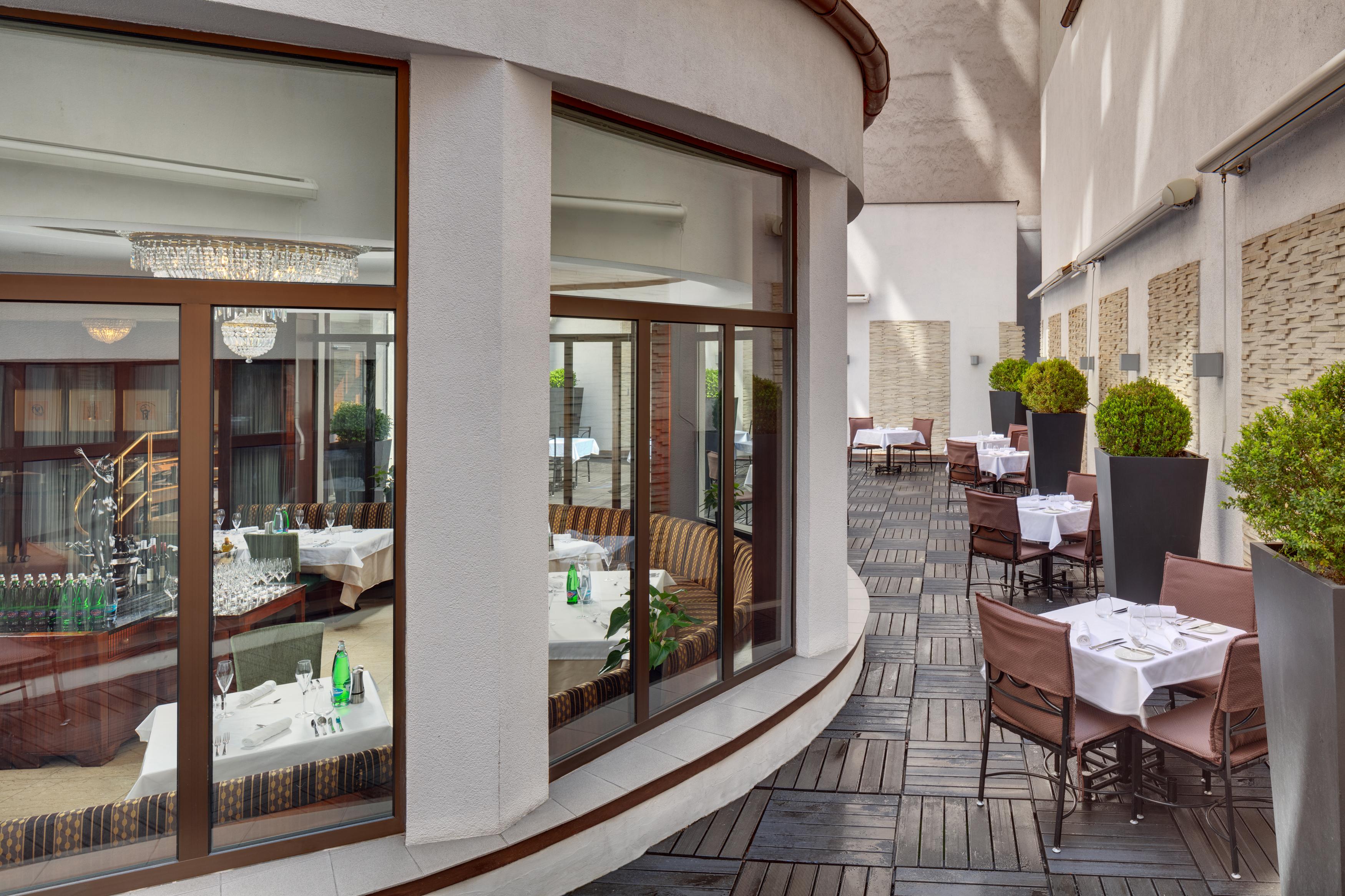 Hotell Almanac X Alcron 5*