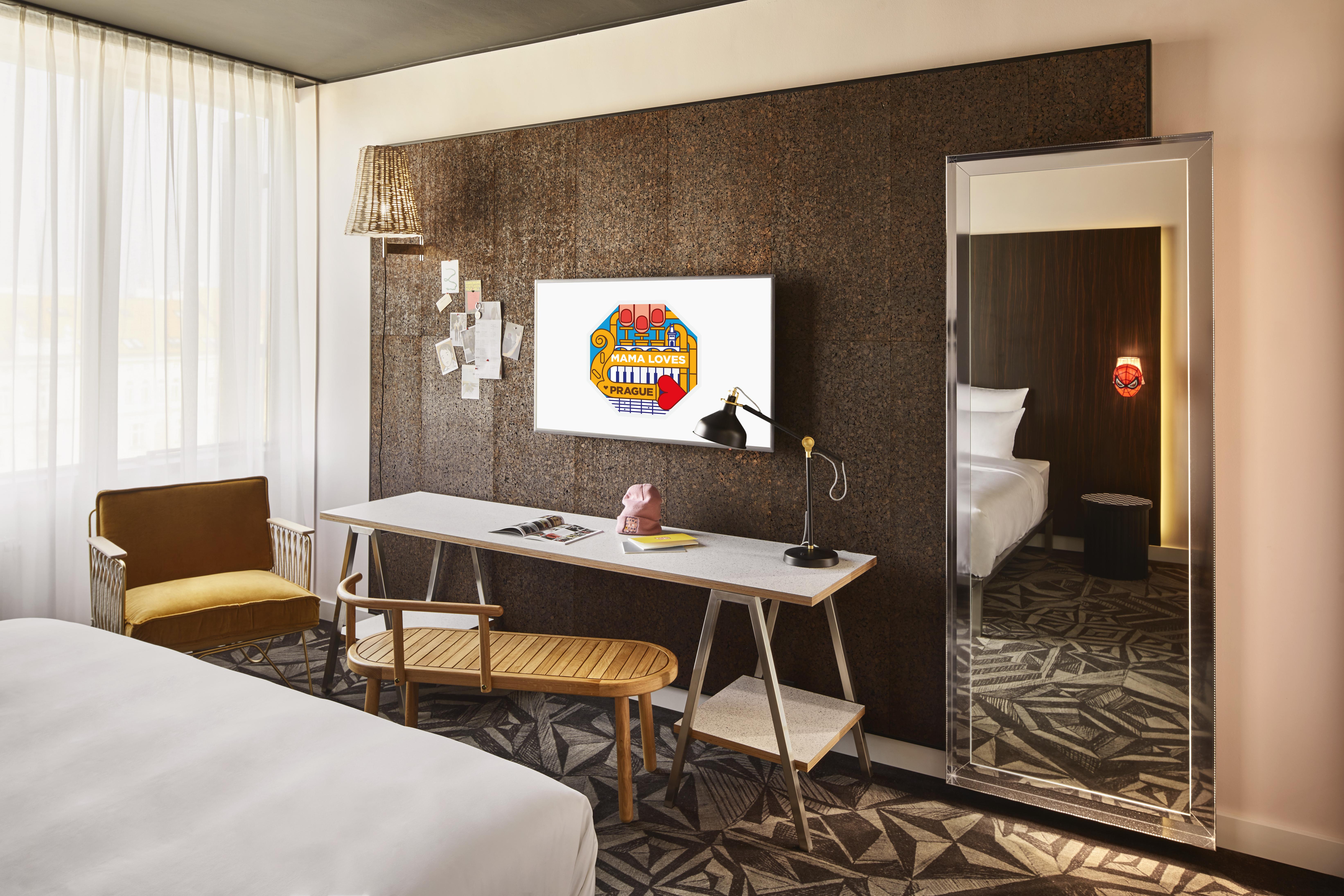 Hotel Mama Shelter 4*