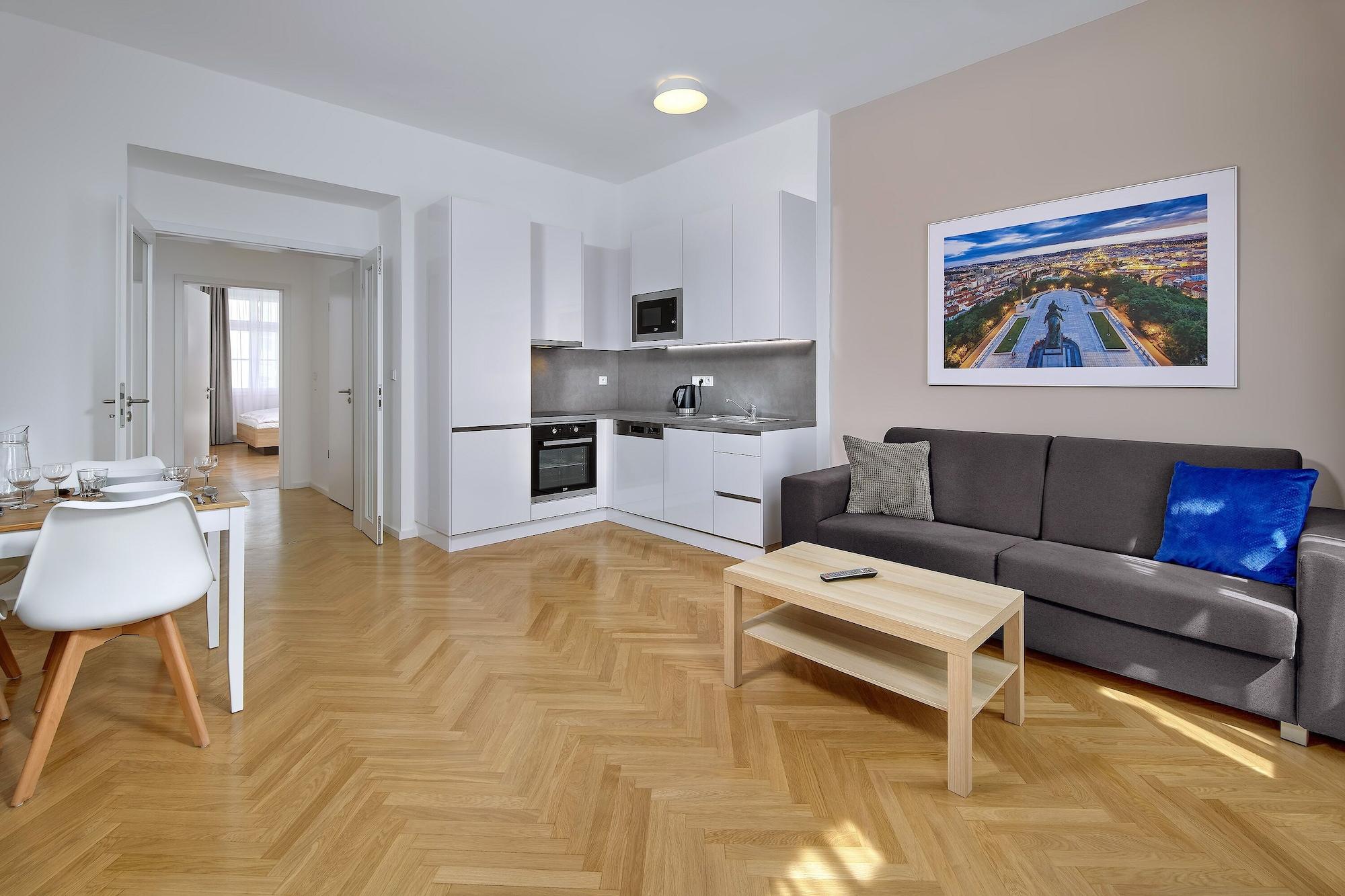 Lägenhetshotell Downtown Kodanska 4*