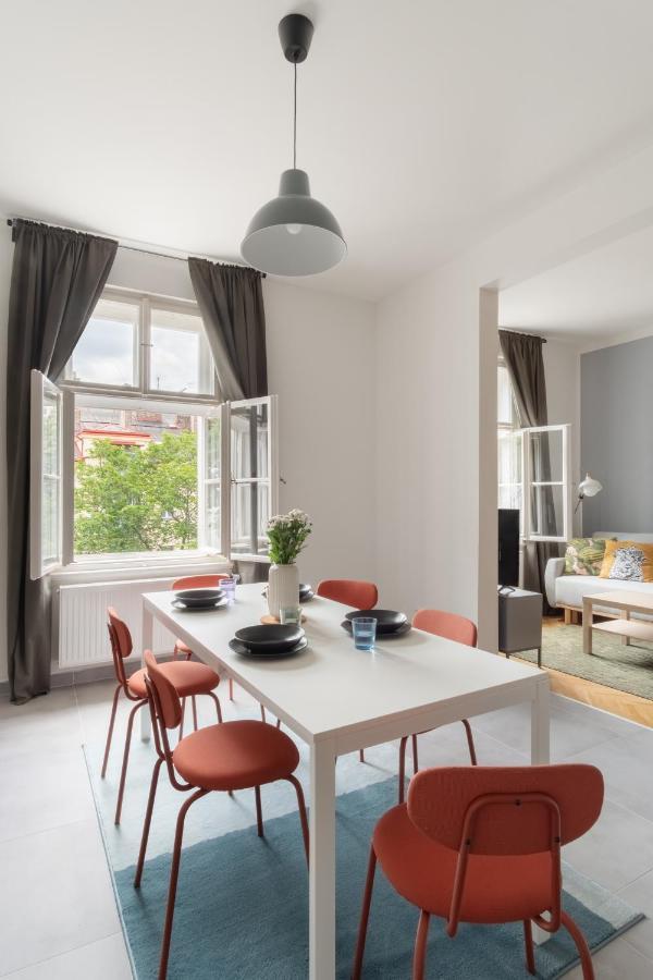 Days - Modern Apts - Fast Wifi - Netflix - 7 Min Wenceslas Sq Lägenhet Prag