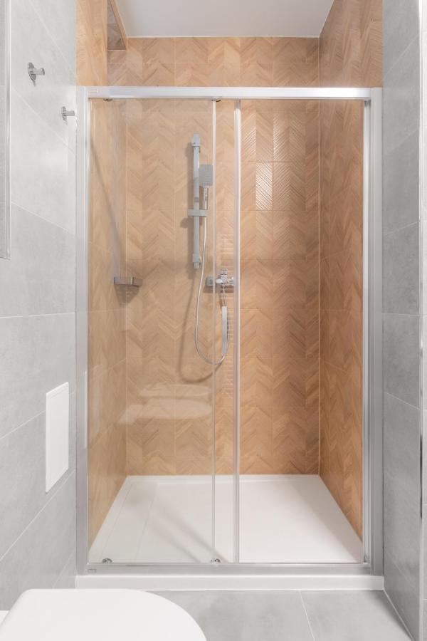 Days - Modern Apts - Fast Wifi - Netflix - 7 Min Wenceslas Sq Prag