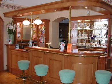 Amadeus Hotell 3*