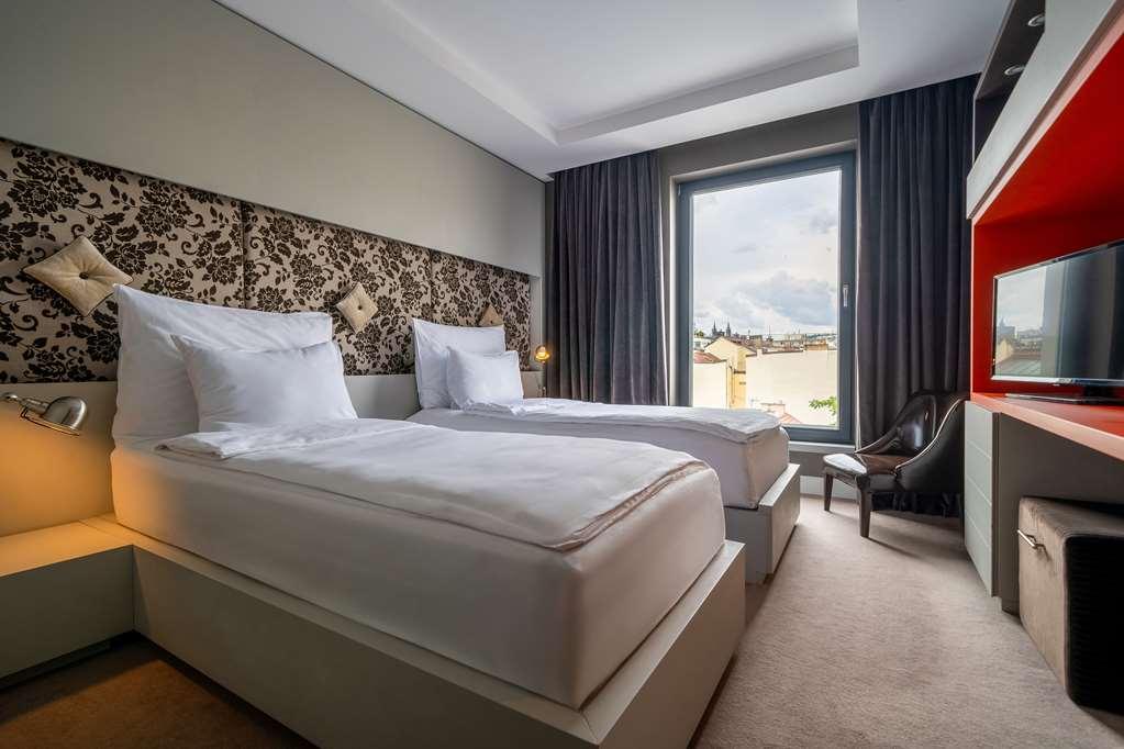 Innside Old Town 4*