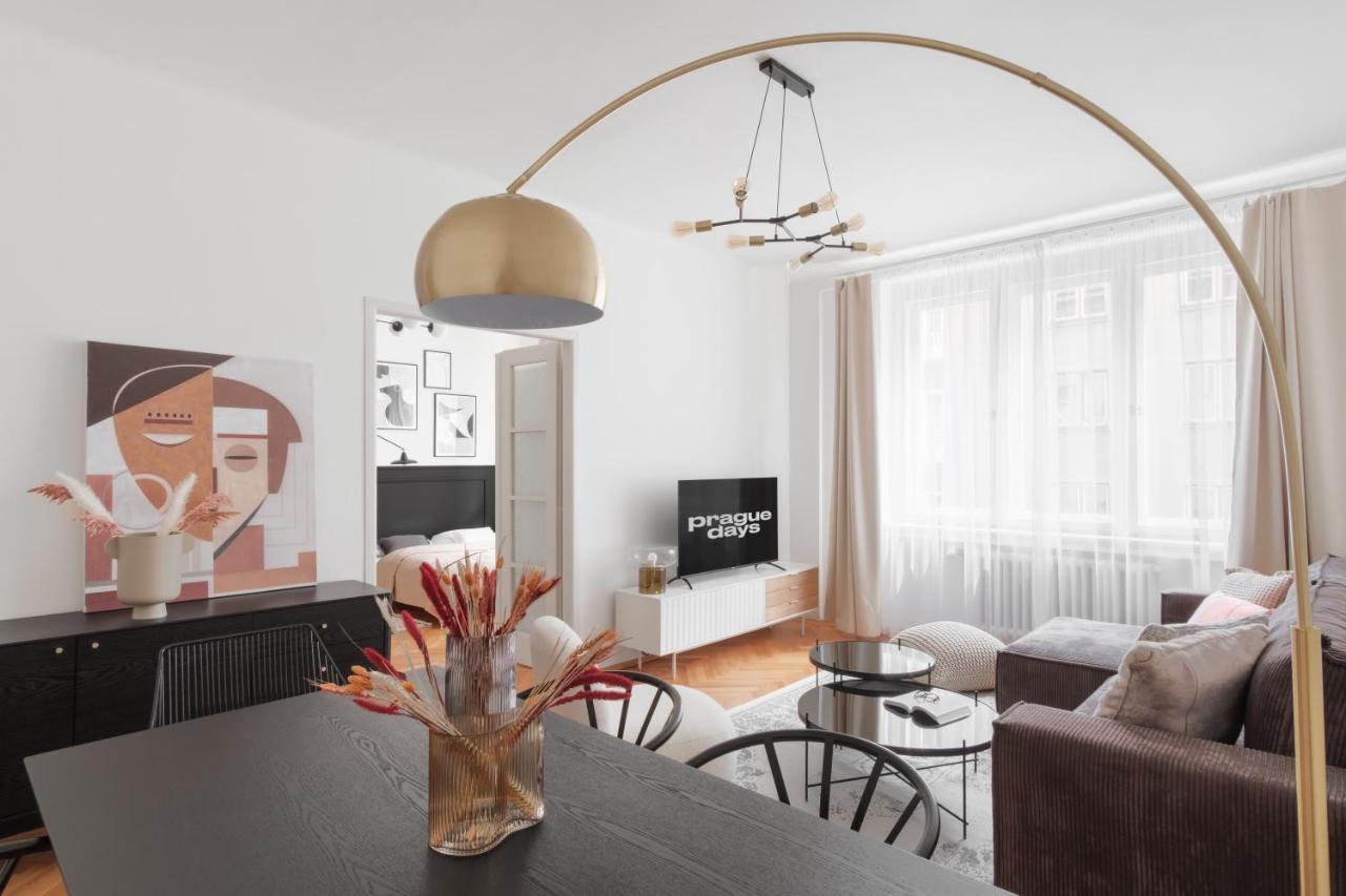 Days - Glamorous W Balcony Near Vltava River *