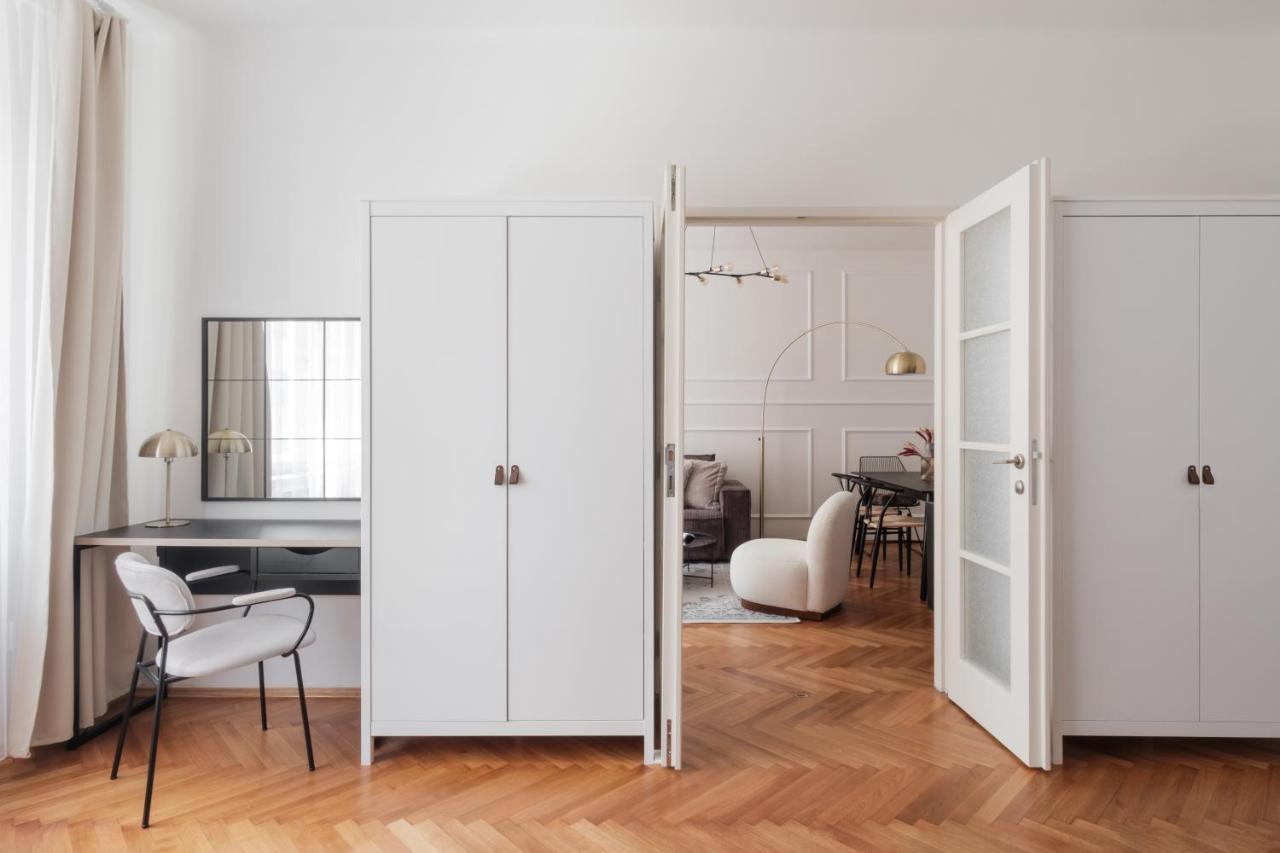 Days - Glamorous W Balcony Near Vltava River Lejlighed *