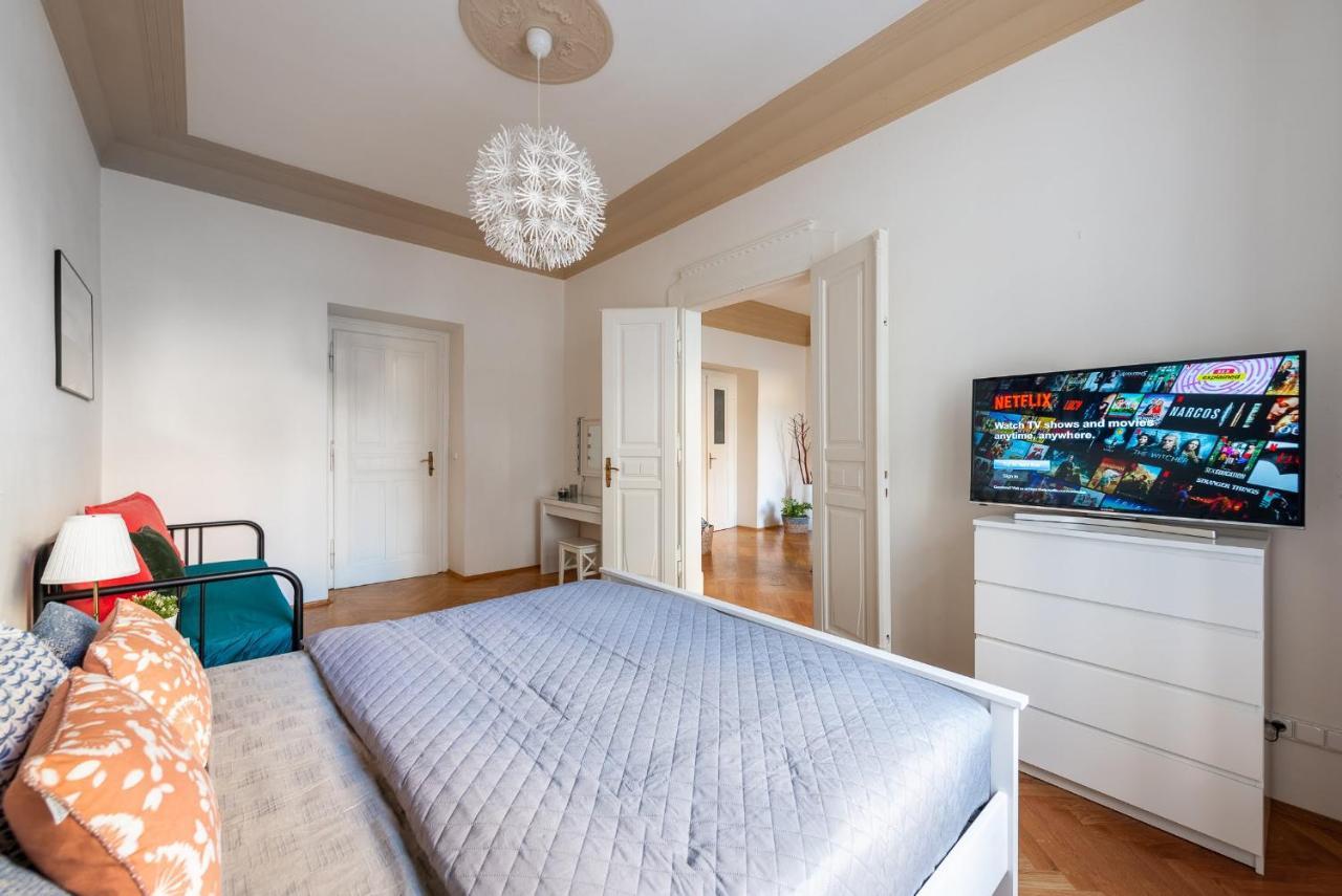 Lägenhet Grand Deluxe Vip *