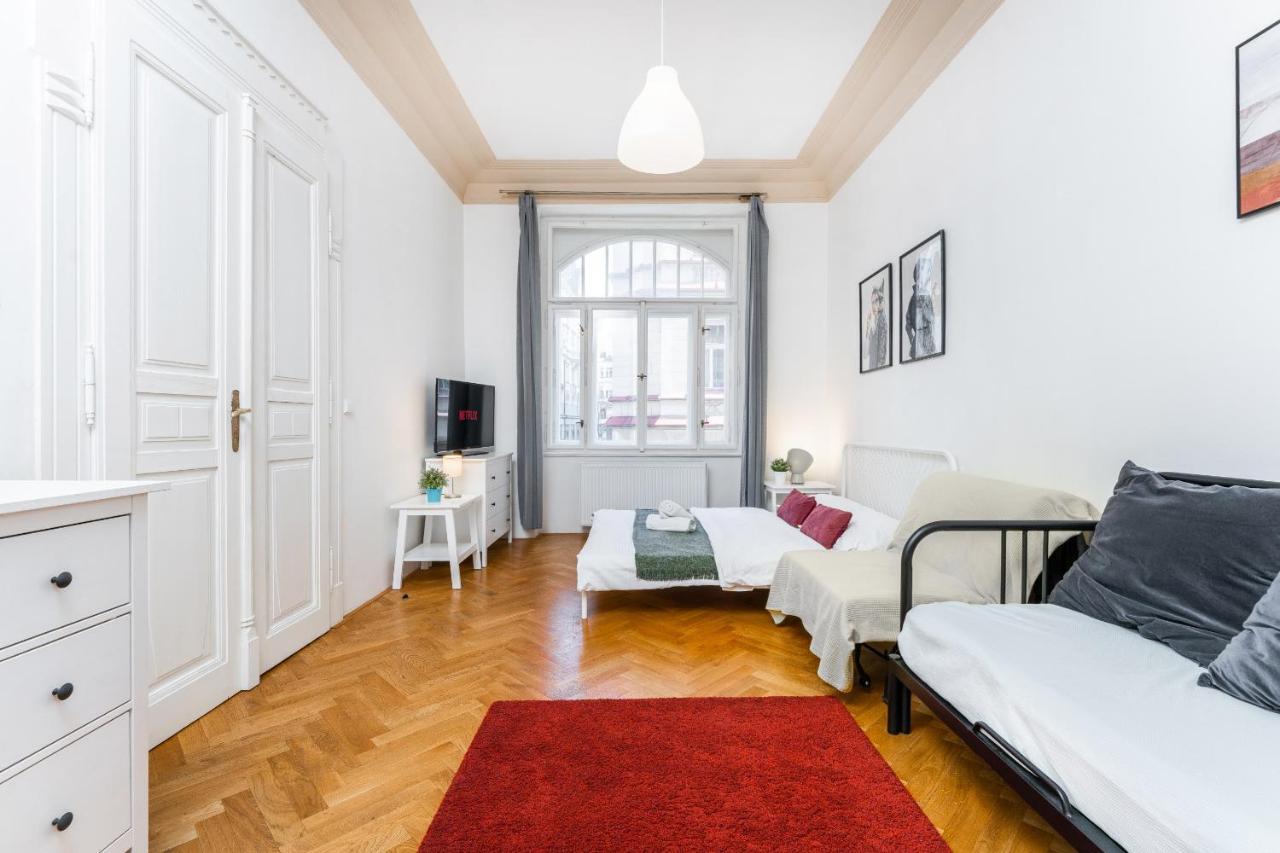 Lägenhet Grand Deluxe Vip Prag