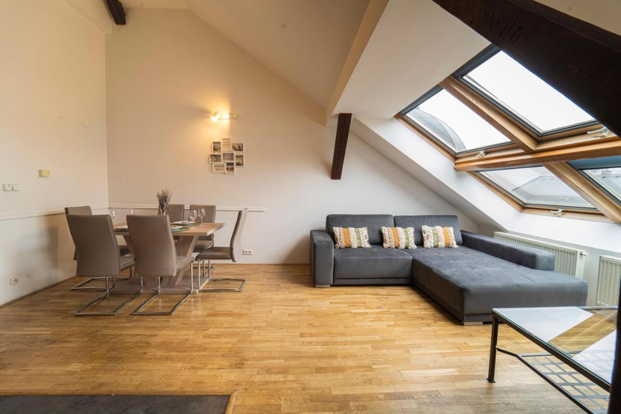 Free Parking- Cozy In Historical Building Center * Praha