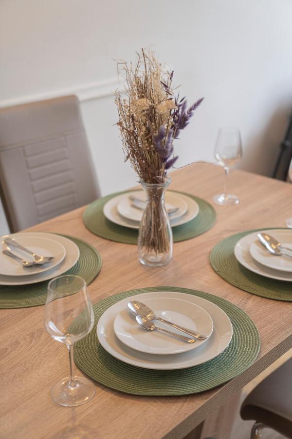 Free Parking- Cozy In Historical Building Center Apartmán *