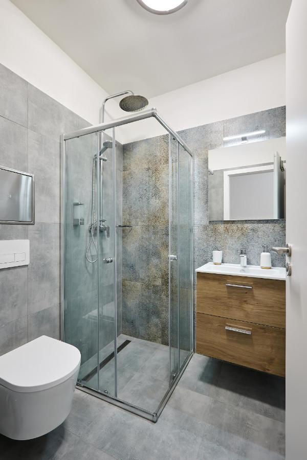 44 Aparthotel 4*