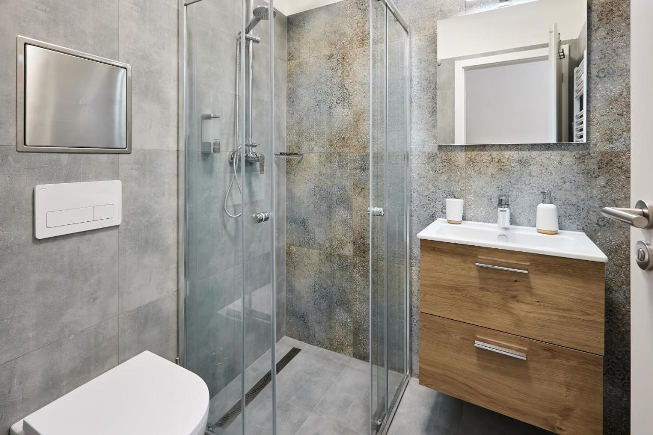 44 Aparthotel 4*