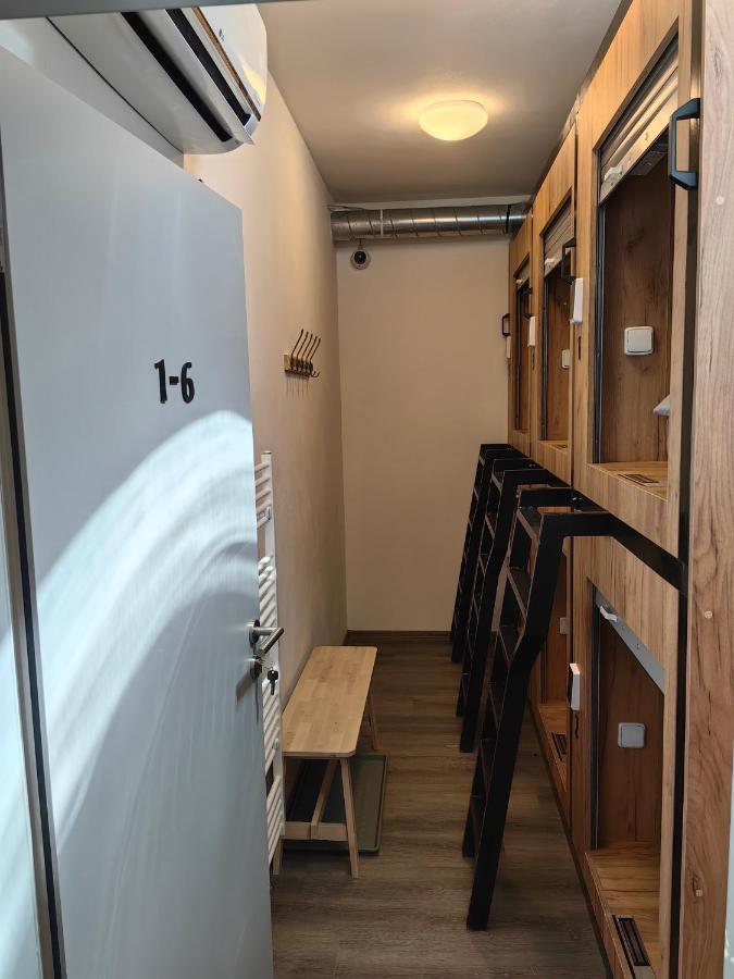 Capsule Erbenova Hostel