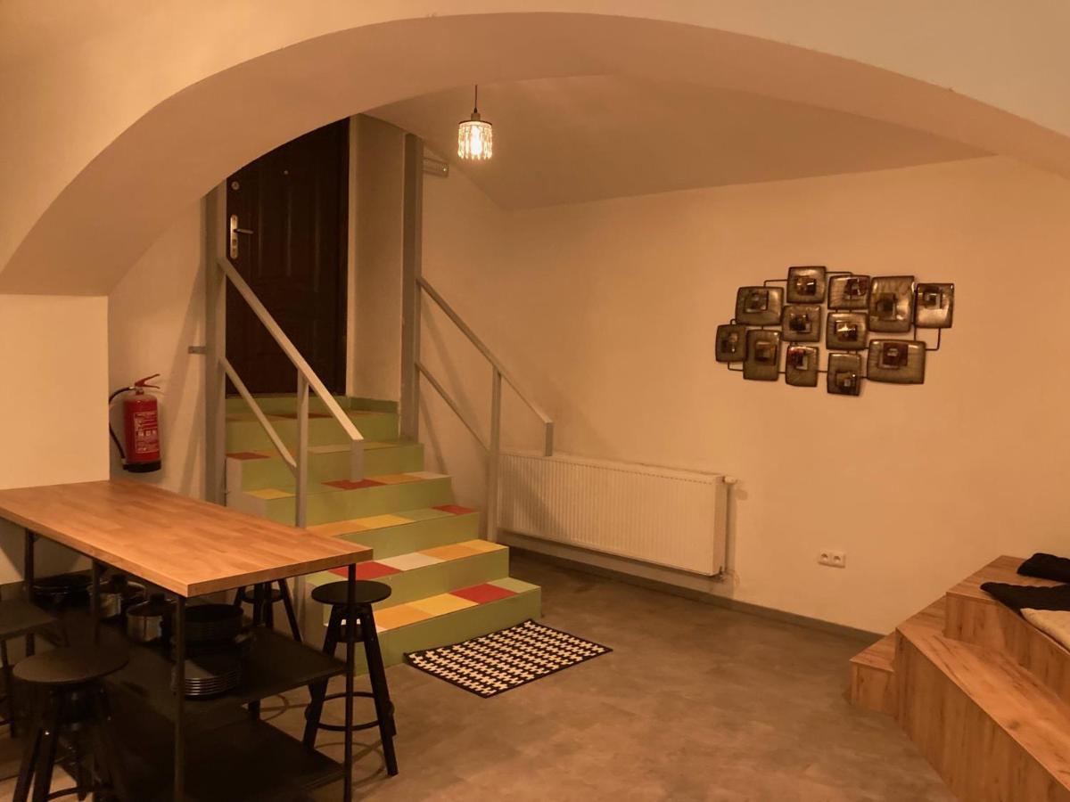 Capsule Erbenova Hostel *