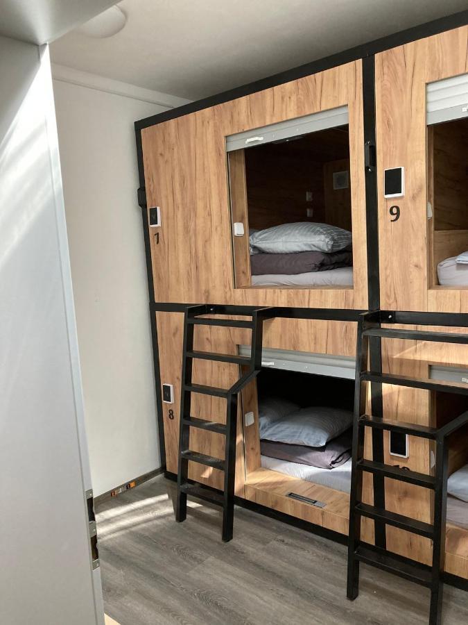 Hostel Capsule Erbenova Prag
