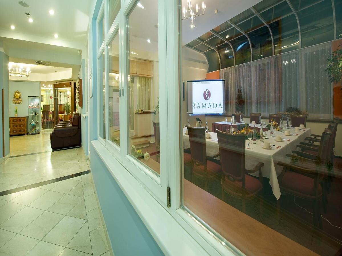 Ramada Centre Hotel Prag