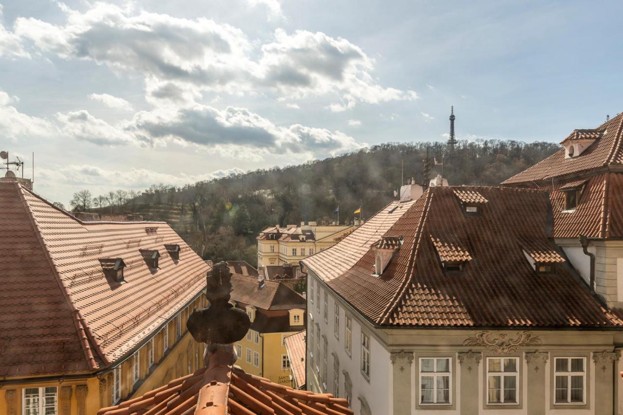 Primavera - Castle View Lägenhetshotell