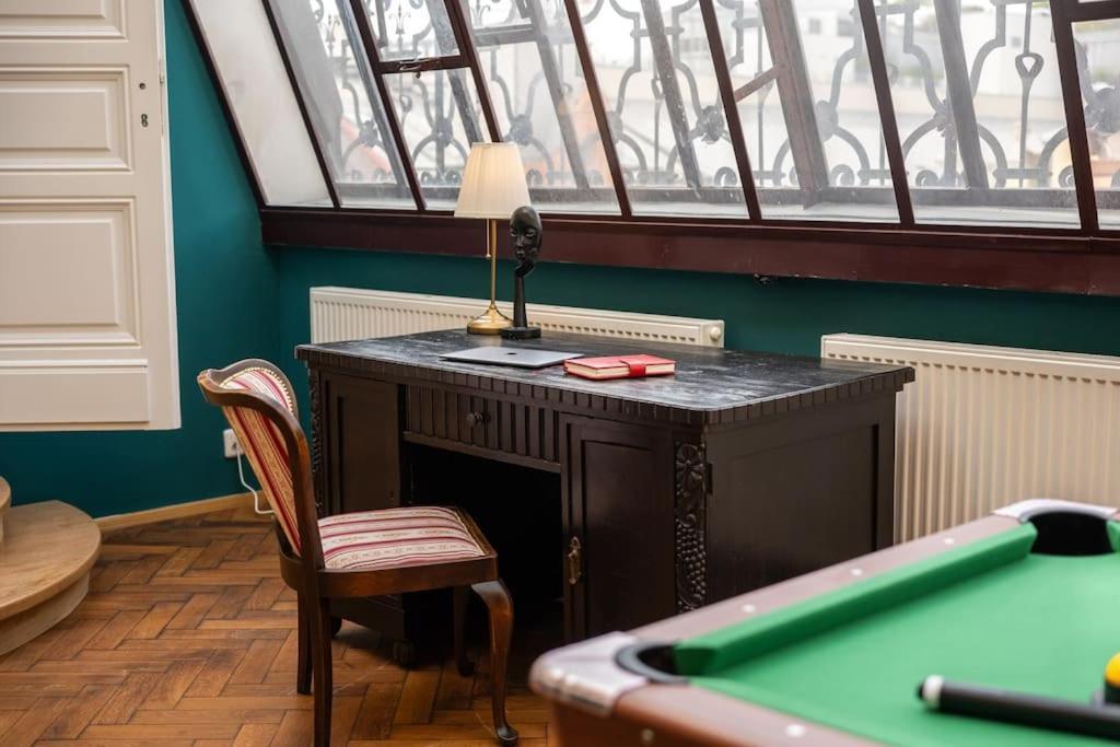 Chateau Charme - Centre Apartment Prag