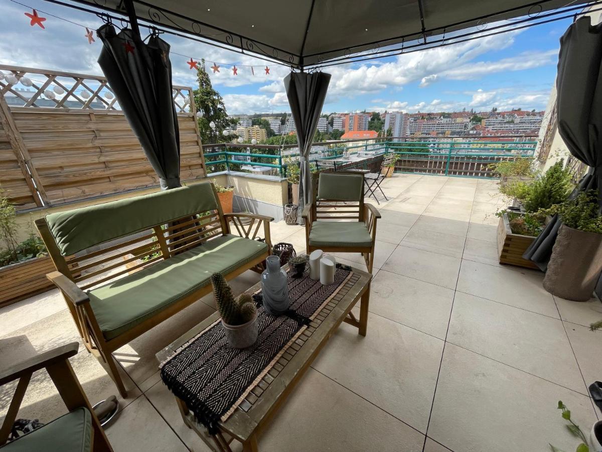Light Cozy Flat Large Terrace Near Castle Apartment