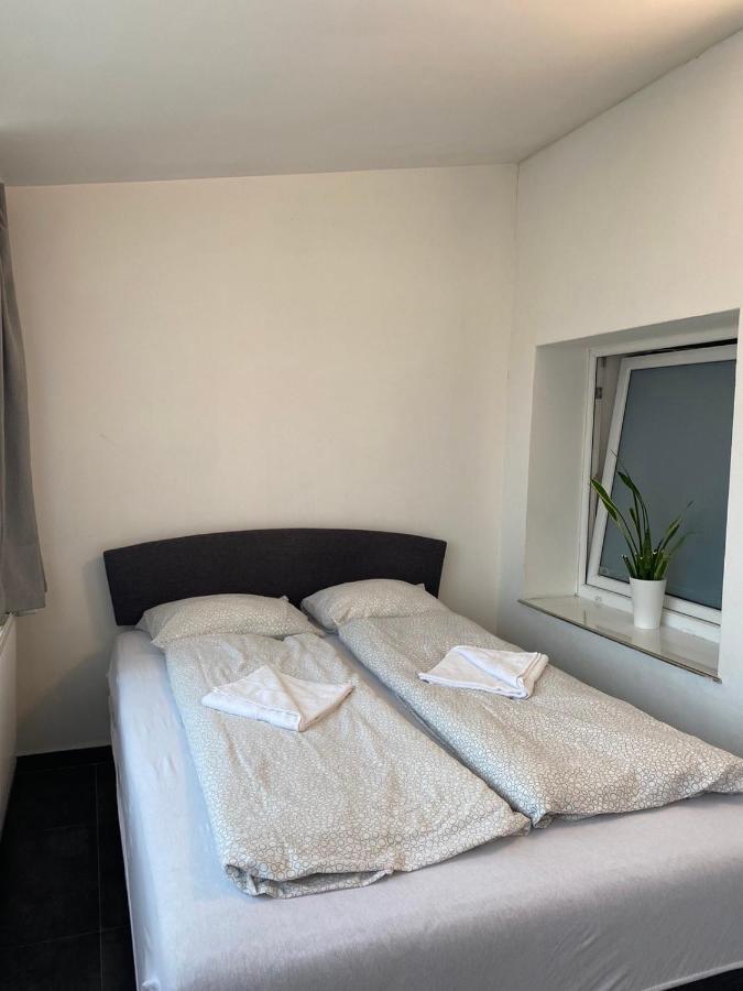 Apartment 3 In 1 Location
