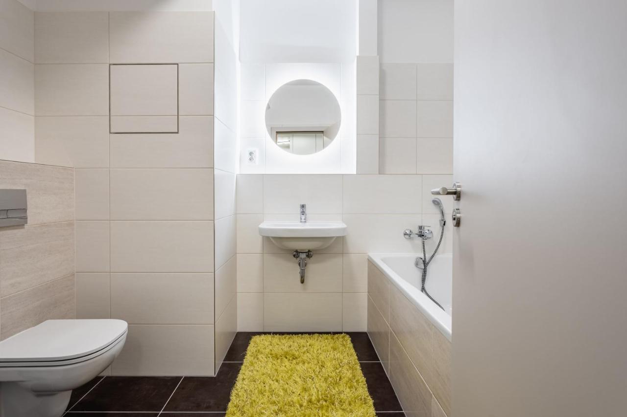 Auriapartments Liben Novy 1kk S Garazi Apartment Prag