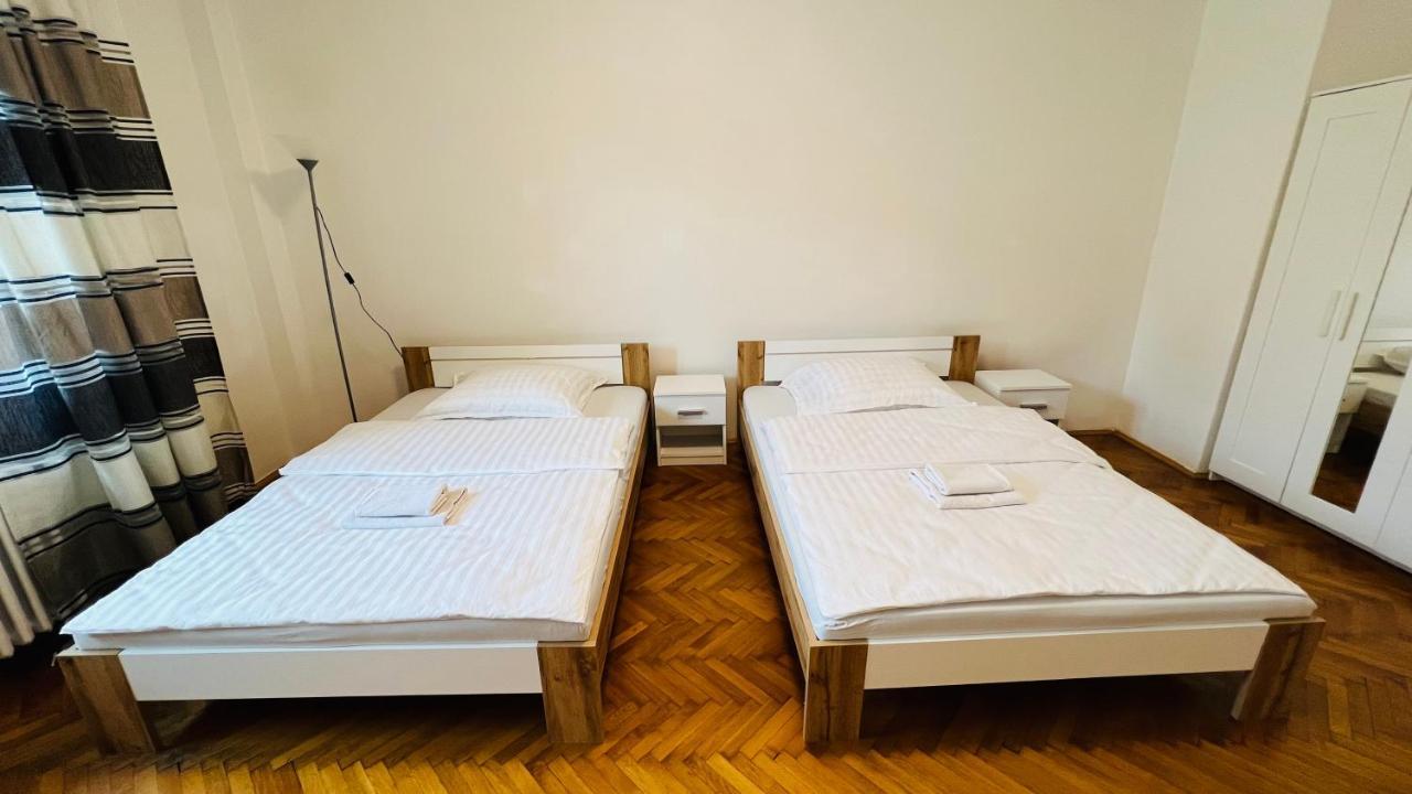 Cosy Flat In The Heart Of *